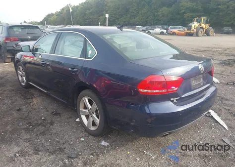 2013 Volkswagen Passat 2.5L Se из США, поврежденный, VIN 1VWBP7A3XDC130259